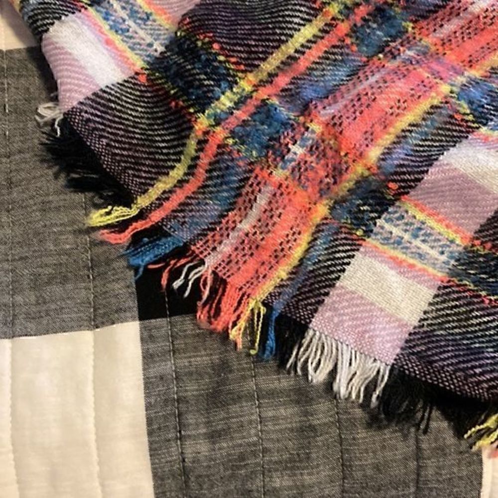 So Scarf   - Picture 2 of 4